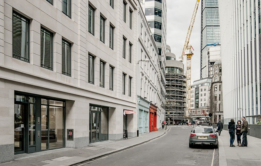 9 – 10 Philpot Lane